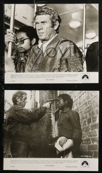 4g1040 HUNTER presskit w/ 13 stills 1980 Steve McQueen, Eli Wallach, LeVar Burton, Kathryn Harrold