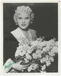 4p0599 MAE WEST signed 8x10 REPRO still 1970s great close up holding a bouquet of flowers!