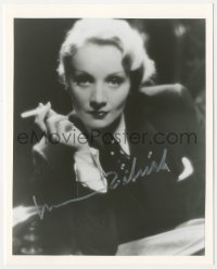 4p0600 MARLENE DIETRICH signed 7.5x9 REPRO still 1980s portrait of the leading lady with cigarette!