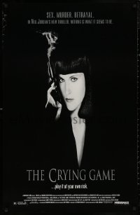 4s0886 CRYING GAME 25x39 1sh 1992 Neil Jordan classic, great image of Miranda Richardson with smoking gun!