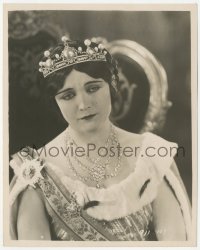 4w1113 CROWN OF LIES 8x10 key book still 1926 pretty Pola Negri goes from servant girl to Queen!