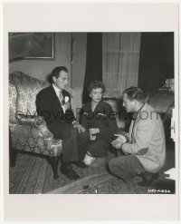4w1184 END OF THE AFFAIR candid 8x10 still 1955 director Dmytryk shows Kerr & Cushing what he wants!