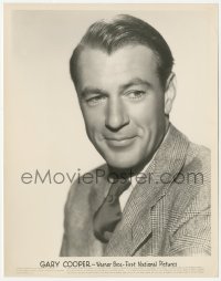 4w1230 GARY COOPER 8x10.25 still 1940s head & shoulders portrait of the handsome leading man!