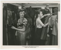 4w1761 WHERE THE SIDEWALK ENDS 8.25x10 still 1950 close up of Gene Tierney in clothing store!