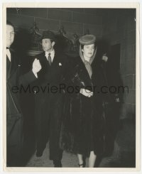 4w1772 WINGS OF THE NAVY candid 8.25x10 still 1939 Gary Cooper & wife Sandra Shaw at the premiere!