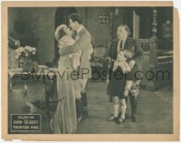 4w0838 TRUXTON KING LC 1923 older man & young boy watch John Gilbert kissing Ruth Clifford!