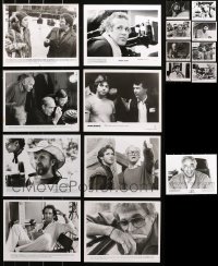 4x0880 LOT OF 17 8X10 STILLS WITH CANDIDS OF DIRECTORS 1980s Peter Yates, Blake Edwards & more!