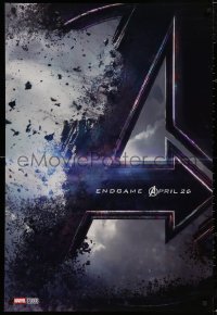 5b0827 AVENGERS: ENDGAME teaser DS 1sh 2019 Marvel Comics, Hemsworth and huge cast, shattering logo!