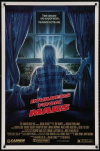 5b0957 INVADERS FROM MARS 1sh 1986 Tobe Hooper, art by Mahon, he knows they're here, R-rated!