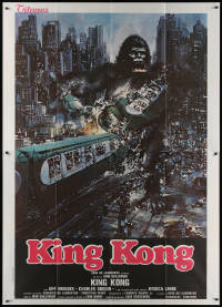 5c0781 KING KONG Italian 2p 1976 different art of BIG Ape destroying train by John Berkey!