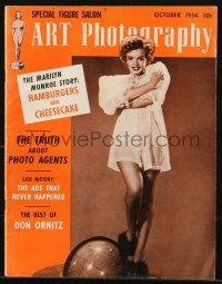 5f0631 ART PHOTOGRAPHY magazine October 1954 sexy Marilyn Monroe with the world at her feet!