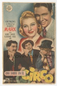 5g0199 AT THE CIRCUS Spanish herald 1945 Groucho, Chico & Harpo, Marx Brothers, different image!