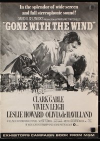 5g0761 GONE WITH THE WIND pressbook R1968 Terpning art of Gable carrying Leigh over burning Atlanta!
