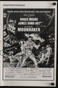 5g0857 MOONRAKER pressbook 1979 art of Roger Moore as James Bond & sexy space babes by Goozee!