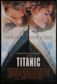5h1157 TITANIC DS 1sh 1997 Leonardo DiCaprio, Kate Winslet, directed by James Cameron!