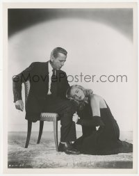 5k0154 DEAD RECKONING 8x10.25 still 1947 kneeling Lizabeth Scott & Humphrey Bogart by Walters!