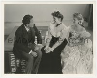 5k0182 DR. JEKYLL & MR. HYDE candid deluxe 8x10 still 1941 Tracy, Bergman & Turner on giant book!