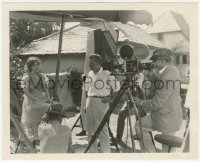 5k0195 ENEMY candid 8.25x10 still 1927 Lillian Gish filmed on set by Fred Niblo & cameraman!