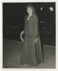 5k0257 GOODBYE MR. CHIPS candid 8x10 still 1939 Greer Garson arriving at the premiere by Jules Buck!