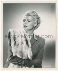 5k0373 LADY FROM SHANGHAI 8.25x10 still 1947 sexy blonde Rita Hayworth wearing fur by Coburn!