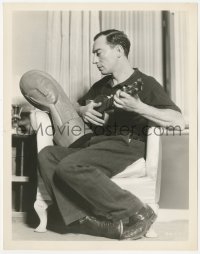 5k0478 PASSIONATE PLUMBER candid 8x10.25 still 1932 Buster Keaton playing song for oak statue prop!
