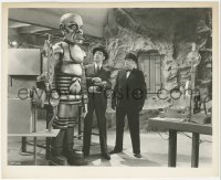 5k0484 PHANTOM CREEPS chapter 4 8.25x10 still 1939 Bela Lugosi controlling really creepy robot, serial!