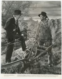 5k0554 SERGEANT YORK 7.25x9.5 still 1941 Walter Brennan talks to Gary Cooper plowing his field!