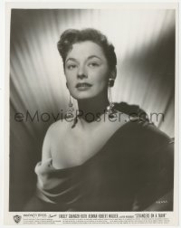 5k0594 STRANGERS ON A TRAIN 8x10.25 still 1951 portrait of Ruth Roman with bare shoulder, Hitchcock!