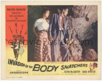5k1157 INVASION OF THE BODY SNATCHERS LC 1956 scared Kevin McCarthy & Dana Wynter inside cave!