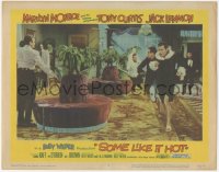 5k1434 SOME LIKE IT HOT LC #2 1959 Tony Curtis & Jack Lemmon in drag running from bad guys!