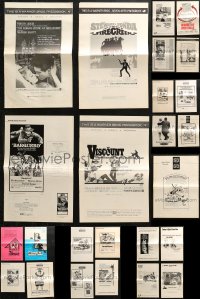 5m0538 LOT OF 29 UNCUT PRESSBOOKS 1960s advertising for a variety of different movies!