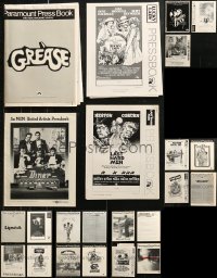 5m0542 LOT OF 27 UNCUT PRESSBOOKS 1970s-1980s advertising a variety of different movies!