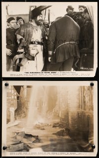 5t1553 HUNCHBACK OF NOTRE DAME 2 8x10 stills 1939 Laughton as Quasimodo from behind + cool scene!