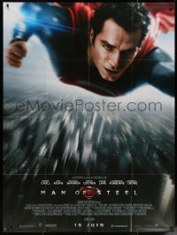 5w1216 MAN OF STEEL advance French 1p 2013 Henry Cavill in costume as Superman flying over city!
