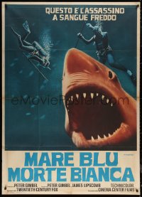 5w0159 BLUE WATER, WHITE DEATH Italian 1p 1972 art of red shark & divers by Fiorenzi!