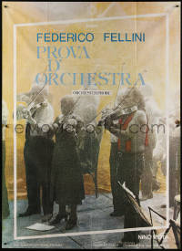 5w0267 ORCHESTRA REHEARSAL Italian 2p 1979 Federico Fellini's Prova d'orchestra, image of violinists!