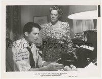 5y0384 ANNE REVERE signed 8x10 still 1947 she's with Gregory Peck in Kazan's Gentleman's Agreement!