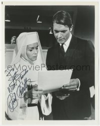 5y0414 CHAD EVERETT signed 8x10 still 1966 great close up with Debbie Reynolds in Singing Nun!