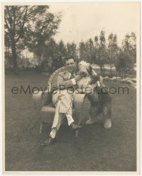 5y0445 EDWARD EVERETT HORTON signed deluxe 7.75x9.5 still 1931 super young posing with his cool dog!