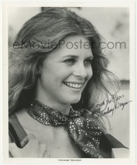 5y0522 LINDSAY WAGNER signed TV 8x9.75 still 1970s close up smiling portrait of The Bionic Woman!