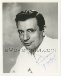 5y0888 YVES MONTAND signed 8x10 REPRO still 1980s head & shoulders portrait of the Italian actor!