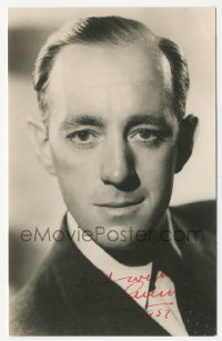 5y0321 ALEC GUINNESS signed 4x6 photo 1957 head & shoulders portrait of the English acting legend!