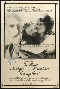 5y0048 COMING HOME signed 1sh 1978 by Jon Voight, who's a Vietnam Vet embracing Jane Fonda!