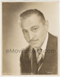 5z0164 JOHN BARRYMORE deluxe 10x13 still 1930s great MGM studio portrait wearing suit & tie!