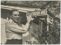 5z0181 LIFE OF RILEY TV deluxe 9x12 still 1950s William Bendix cleaning his Flatbush Ave sign!