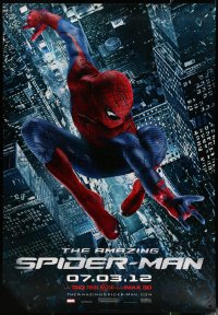 6a0350 AMAZING SPIDER-MAN DS bus stop 2012 portrait of Andrew Garfield in title role over city!