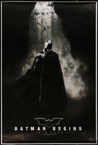 6a0499 BATMAN BEGINS teaser DS French 1p 2005 great image of the Christian Bale in the batcave!
