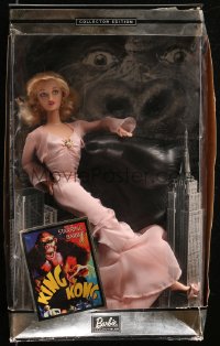 6a0132 KING KONG Barbie collectible figure 2002 she's starring in King Kong with wacky ape hand!