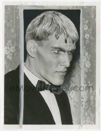 6c0870 ADDAMS FAMILY TV 7x9 still 1964 super close up of Ted Cassidy as Lurch the Butler!