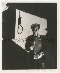 6c0975 CASABLANCA 8.25x10 still 1942 Conrad Veidt w/ gun with noose shadow, rare publicity shot!